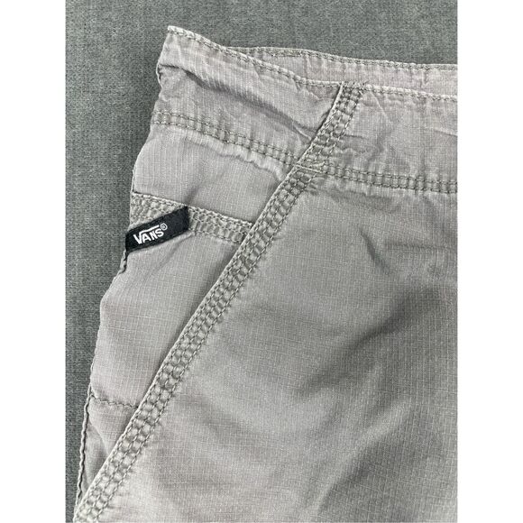 Vans Shorts‎ Mens 32 Gray Casual Outdoor Skater Style Lightweight Summer Y2K - Picture 3 of 13